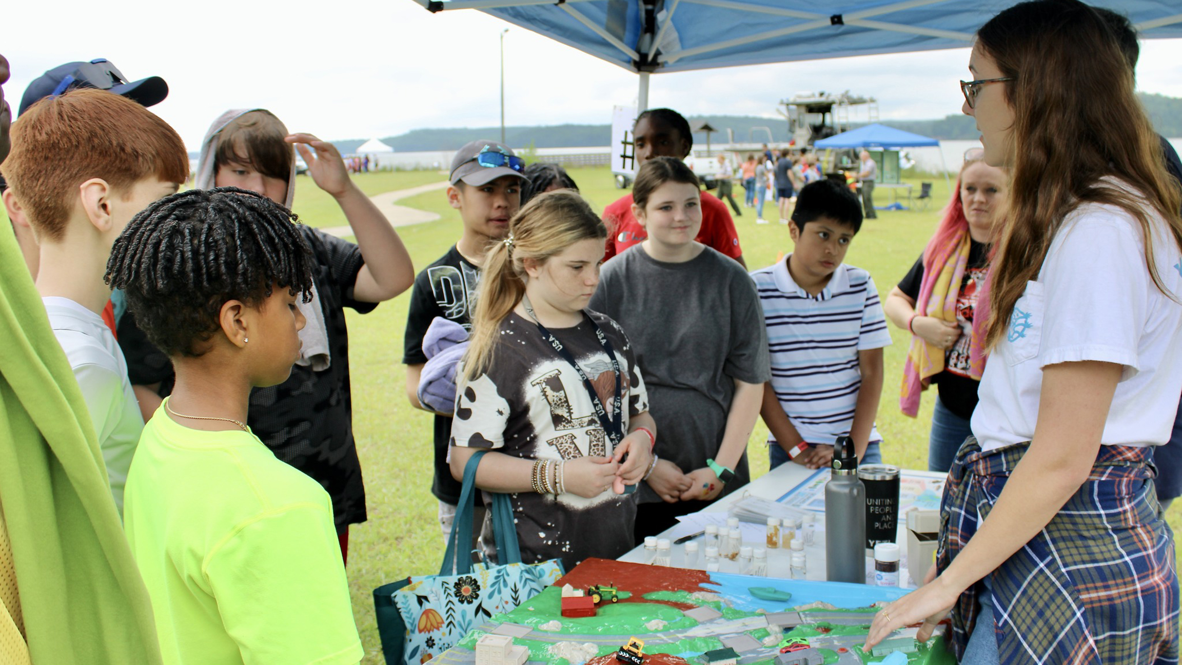 AUWRC's Jessie Curl teaches sixth graders about water pollution and it sources using an Enviroscape®.